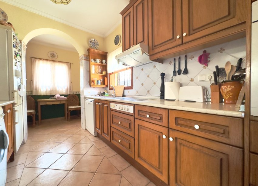 Resale - Villa - Orihuela Costa - La Zenia
