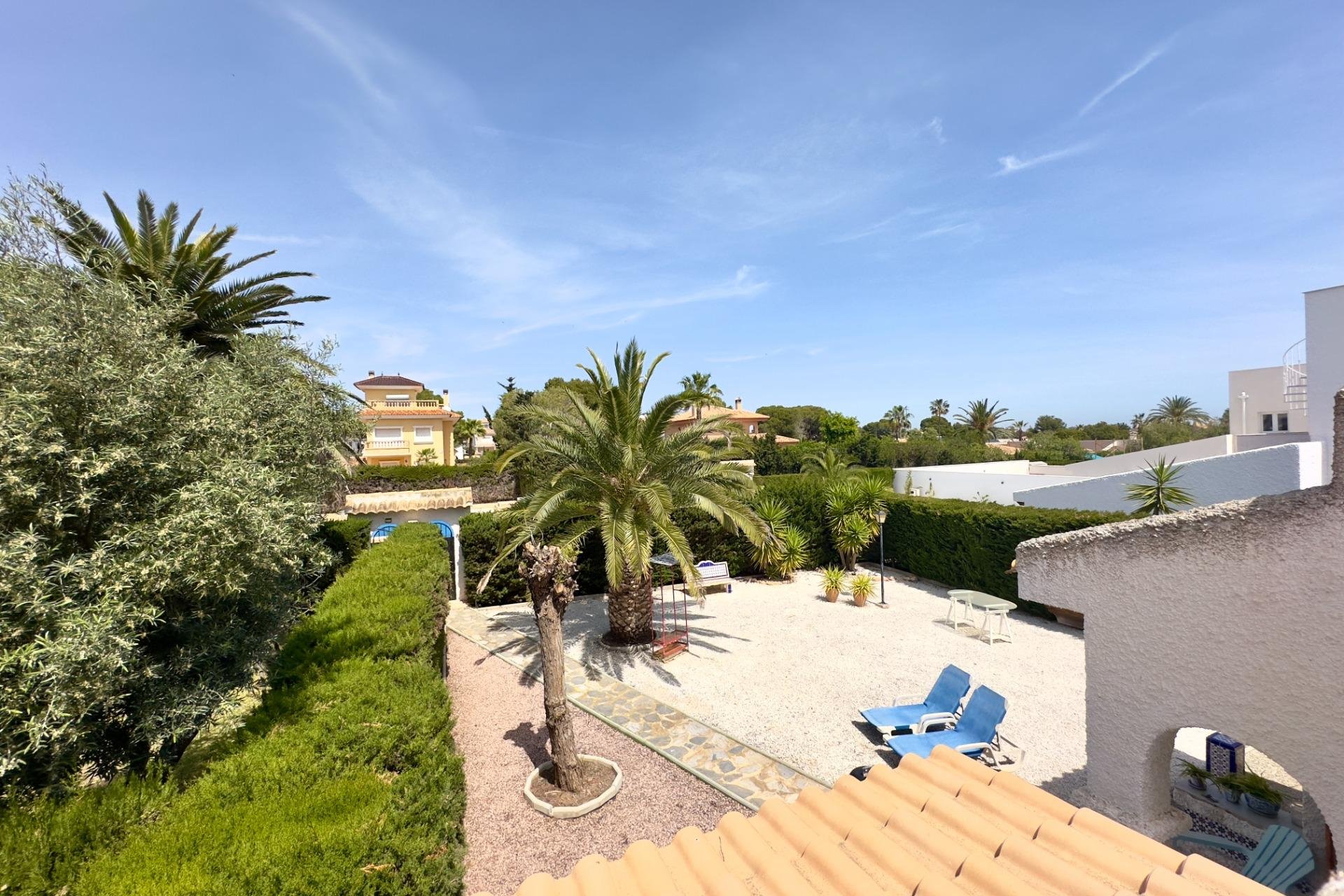 Resale - Villa - Orihuela Costa - La Zenia