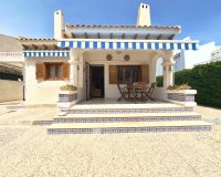Resale - Villa - Orihuela Costa - La Zenia