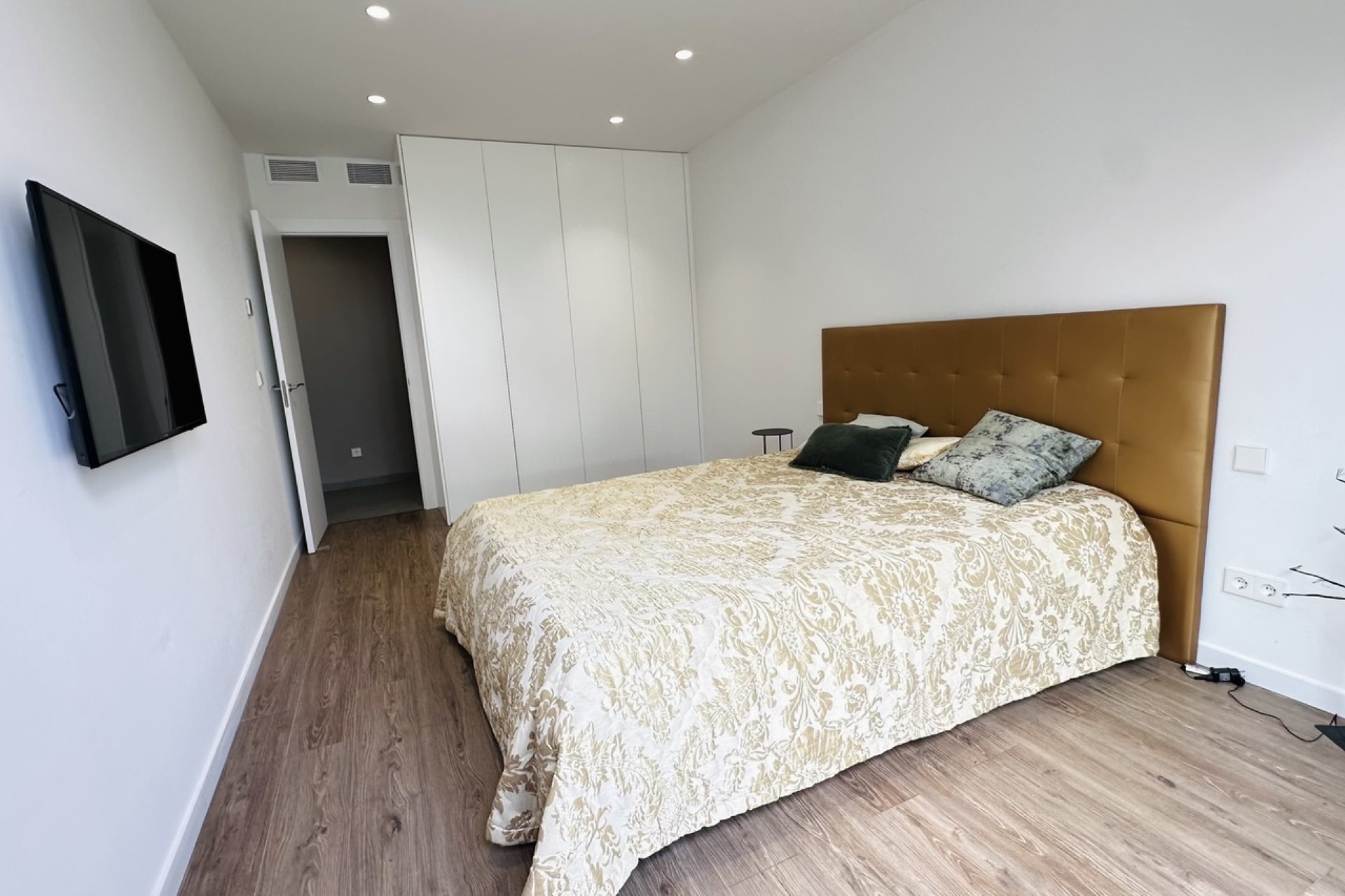 Resale - Villa - Orihuela Costa - Las Colinas Golf Resort