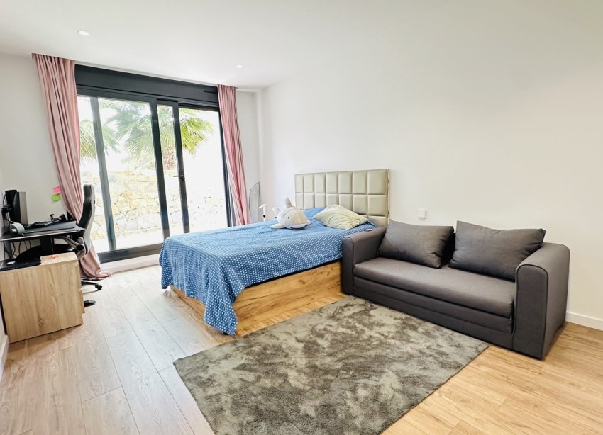 Resale - Villa - Orihuela Costa - Las Colinas Golf Resort