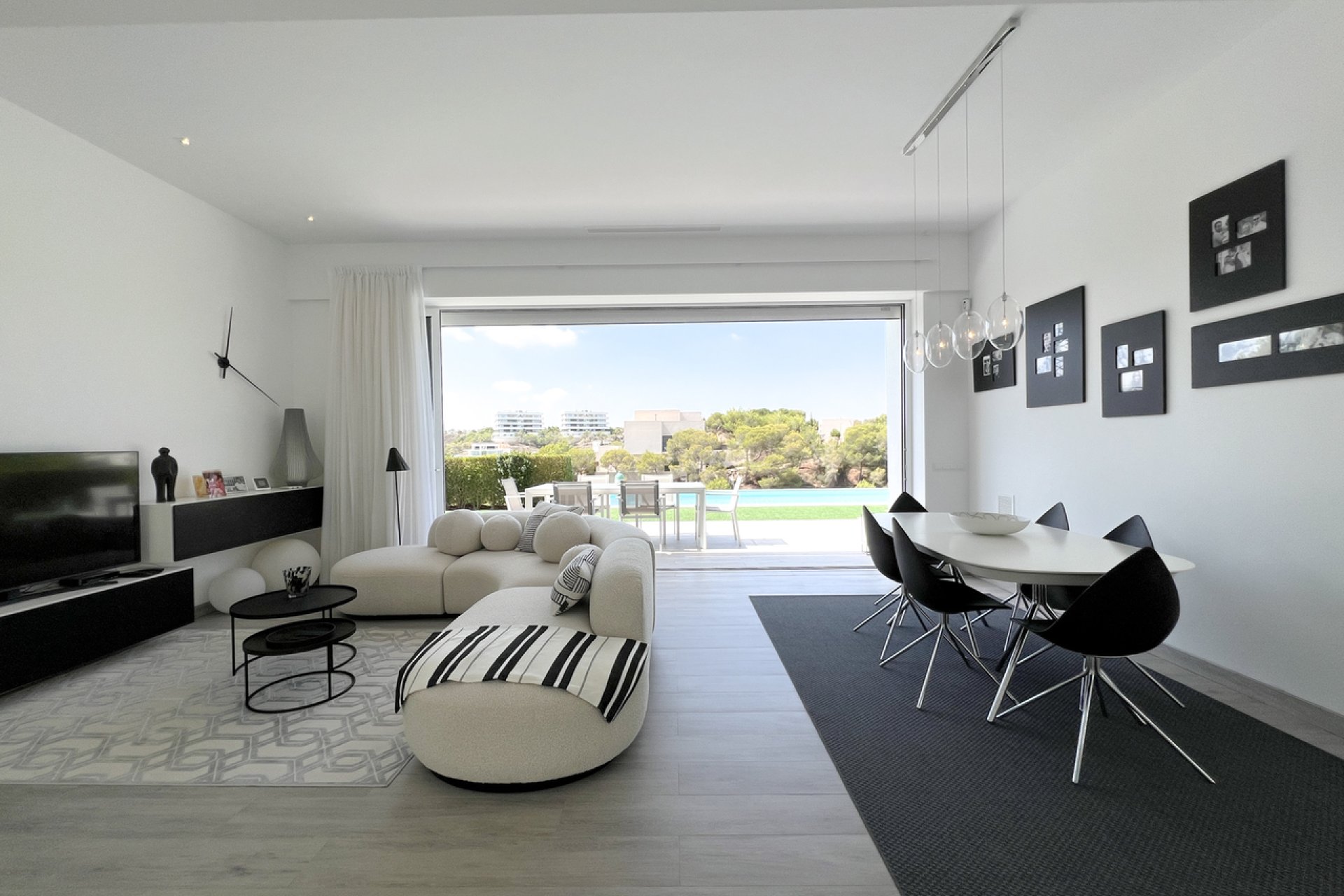 Resale - Villa - Orihuela Costa - Las Colinas Golf Resort