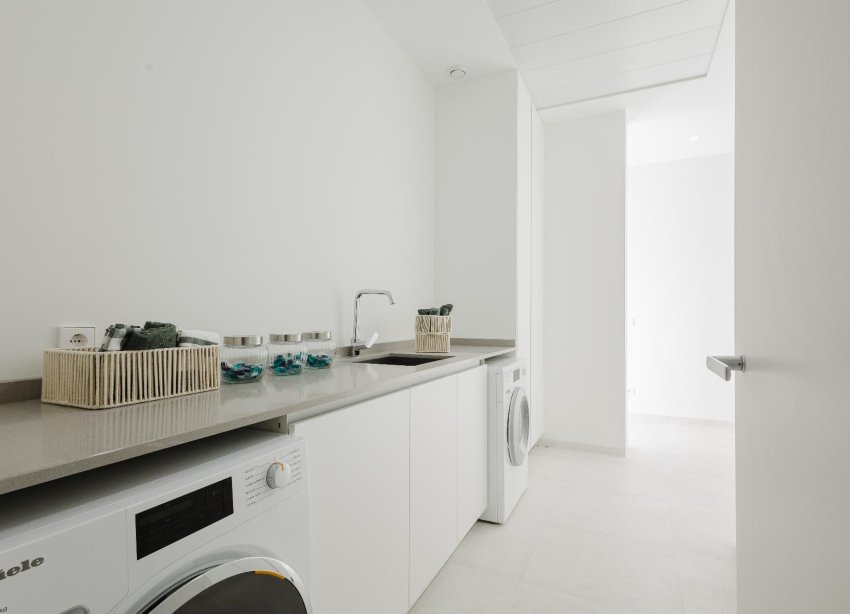 Resale - Villa - Orihuela Costa - Las Colinas Golf