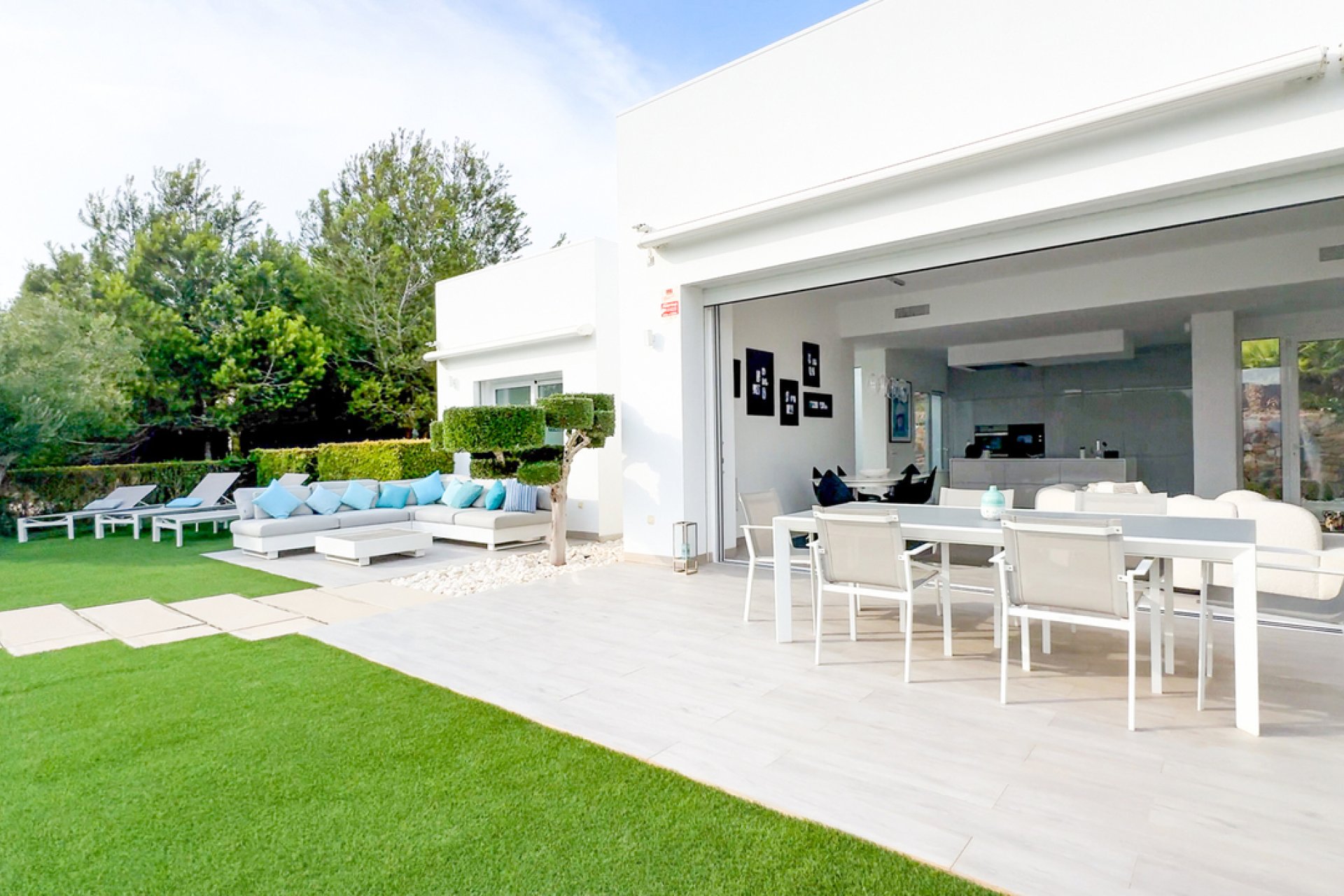 Resale - Villa - Orihuela Costa - Las Colinas Golf