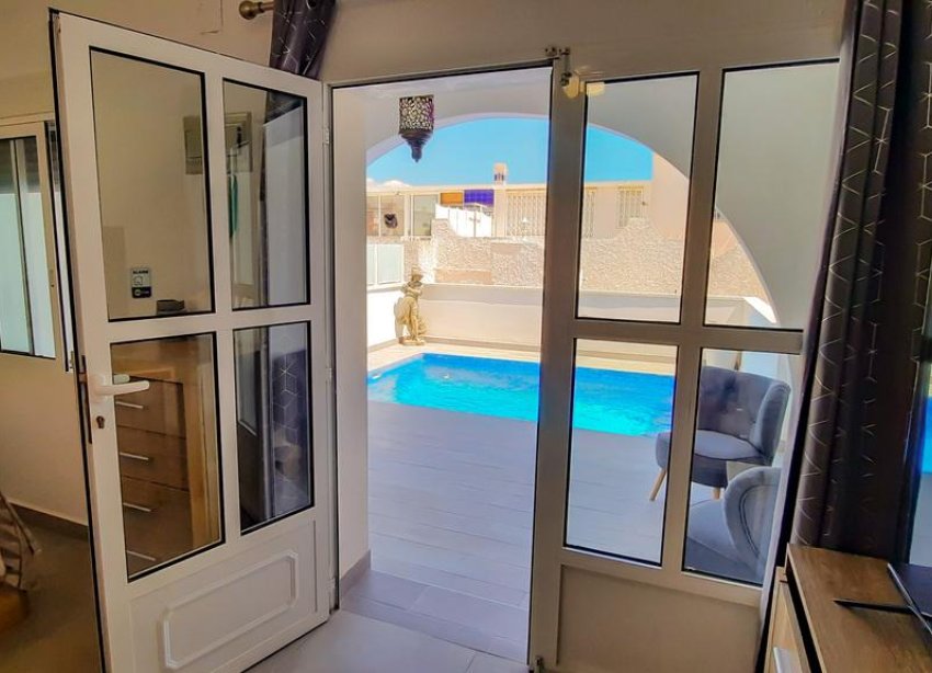 Resale - Villa - Orihuela Costa - Las Filipinas