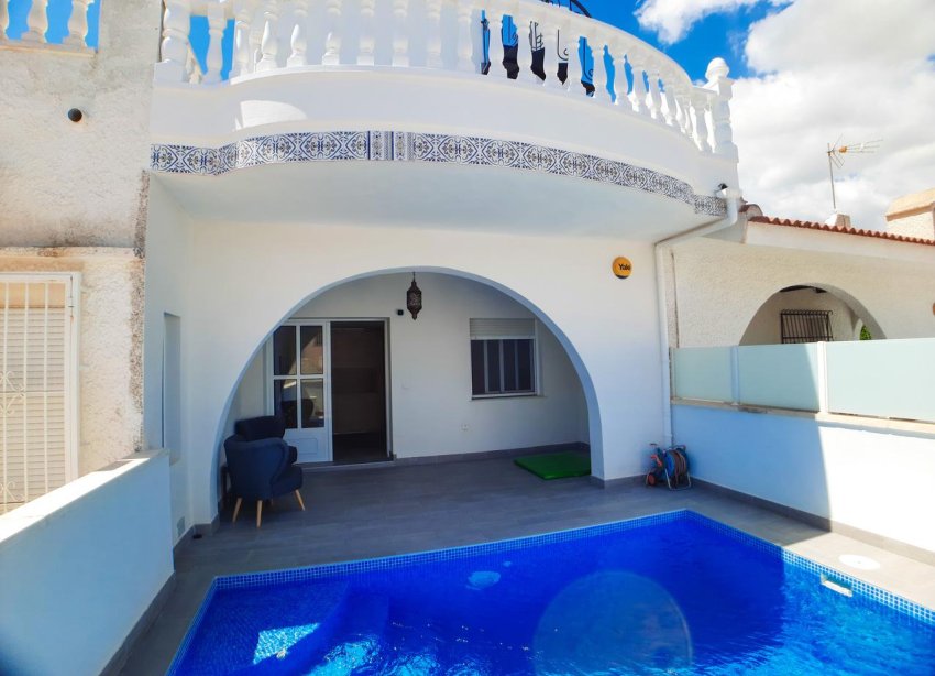 Resale - Villa - Orihuela Costa - Las Filipinas