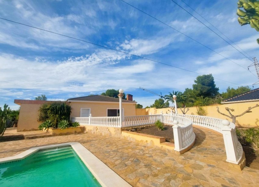 Resale - Villa - Orihuela Costa - Las Filipinas