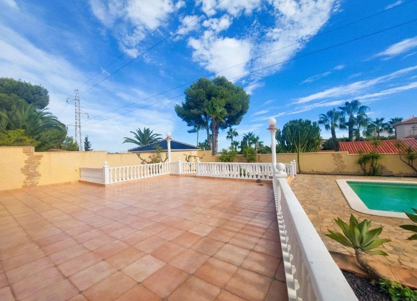 Resale - Villa - Orihuela Costa - Las Filipinas