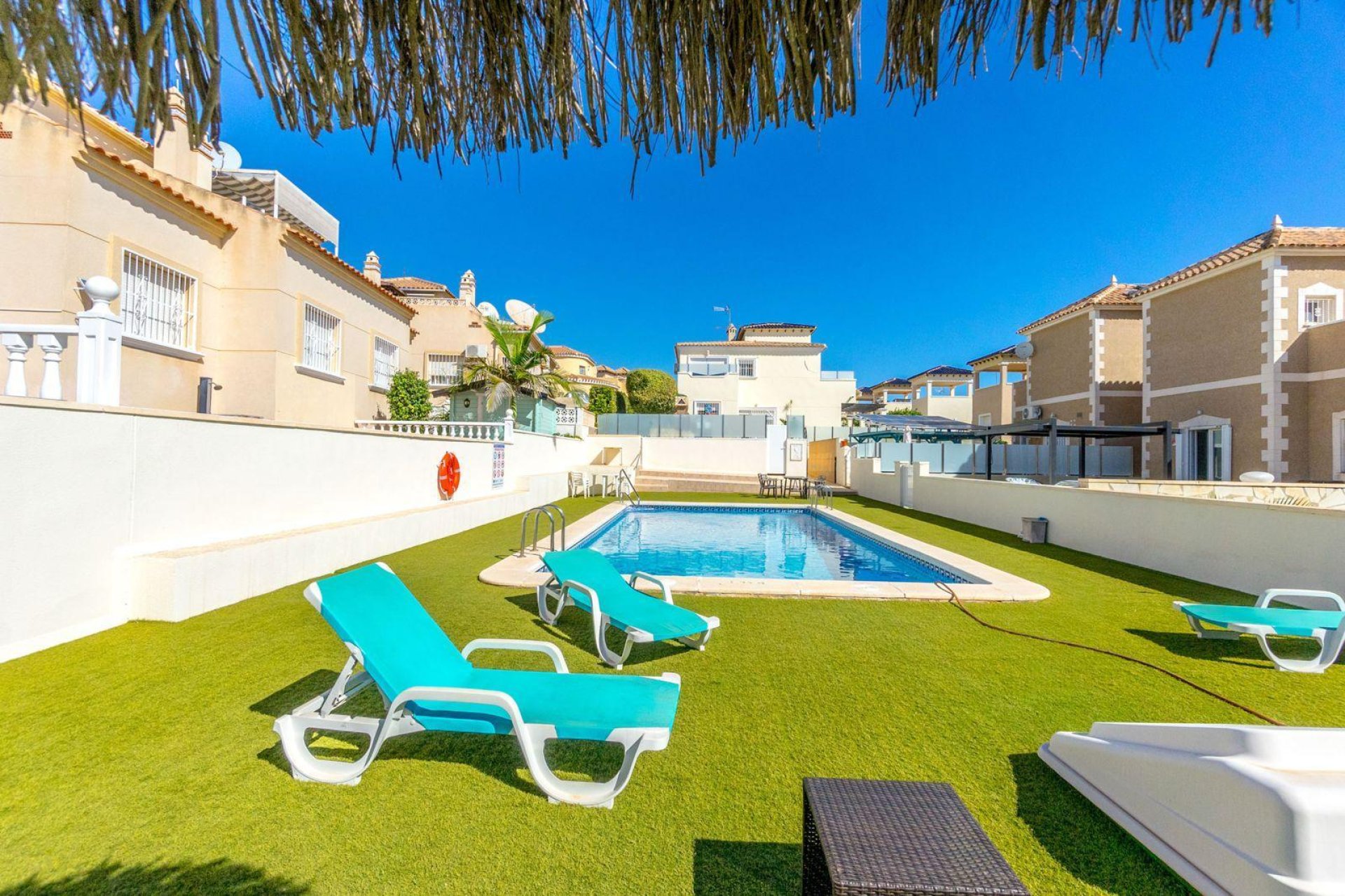 Resale - Villa - Orihuela Costa - Las Filipinas