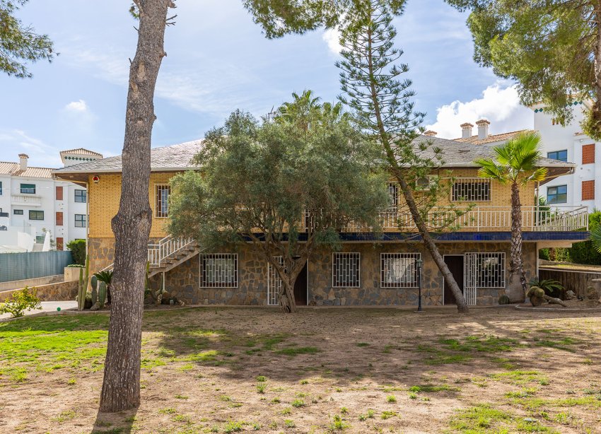 Resale - Villa - Orihuela Costa - Las Filipinas