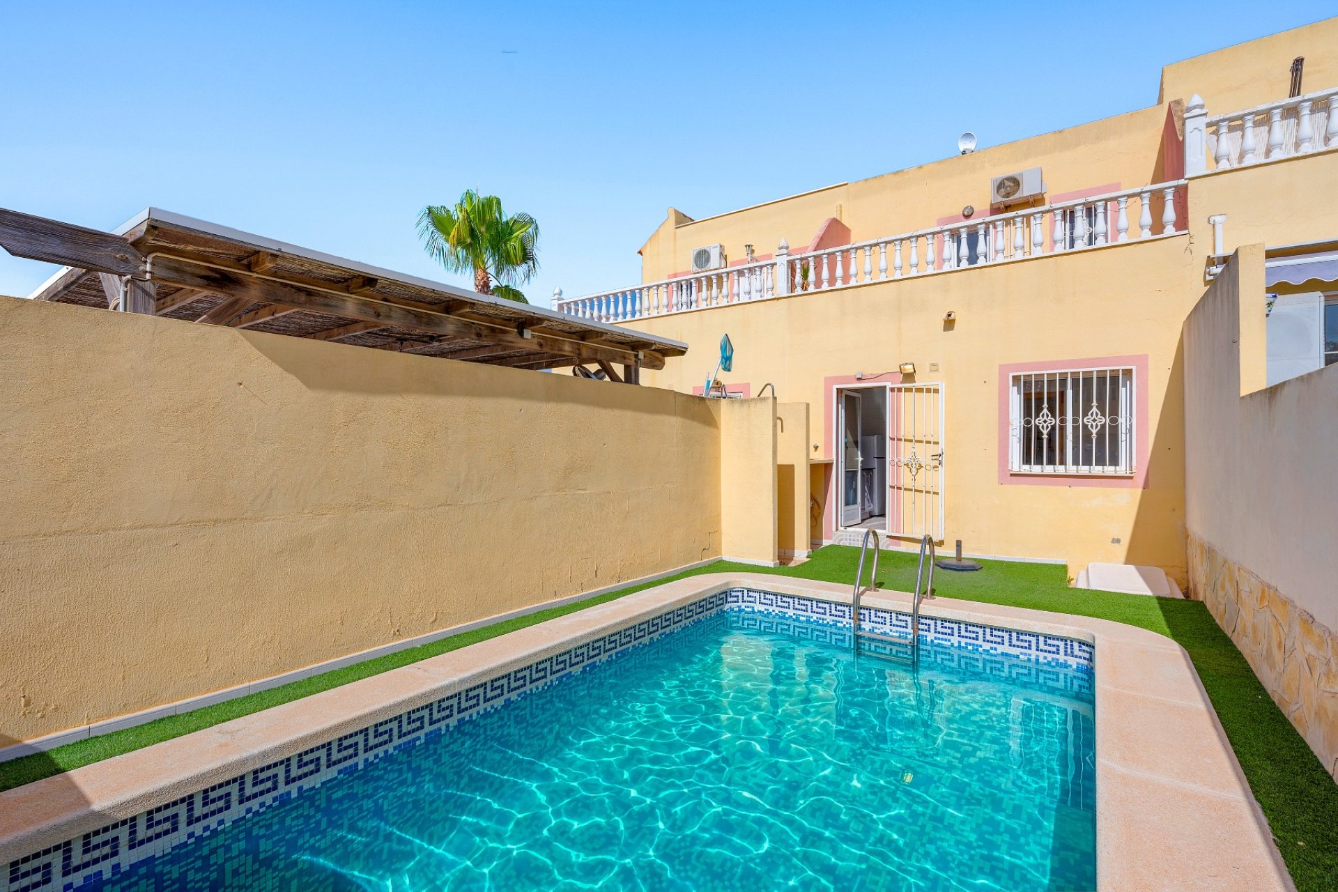 Resale - Villa - Orihuela Costa - Las Filipinas