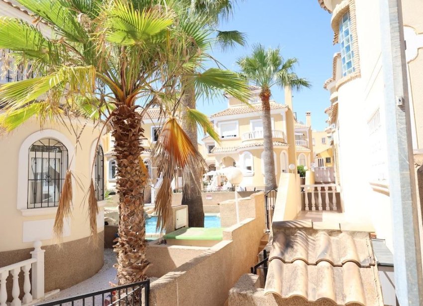Resale - Villa - Orihuela Costa - Las Filipinas