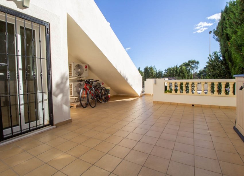 Resale - Villa - Orihuela Costa - Las Ramblas Golf*