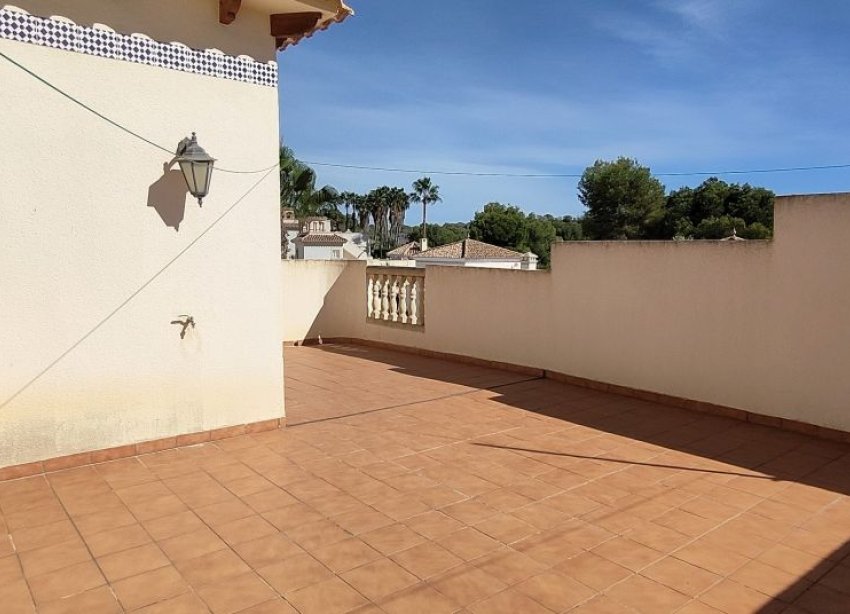 Resale - Villa - Orihuela Costa - Las Ramblas Golf