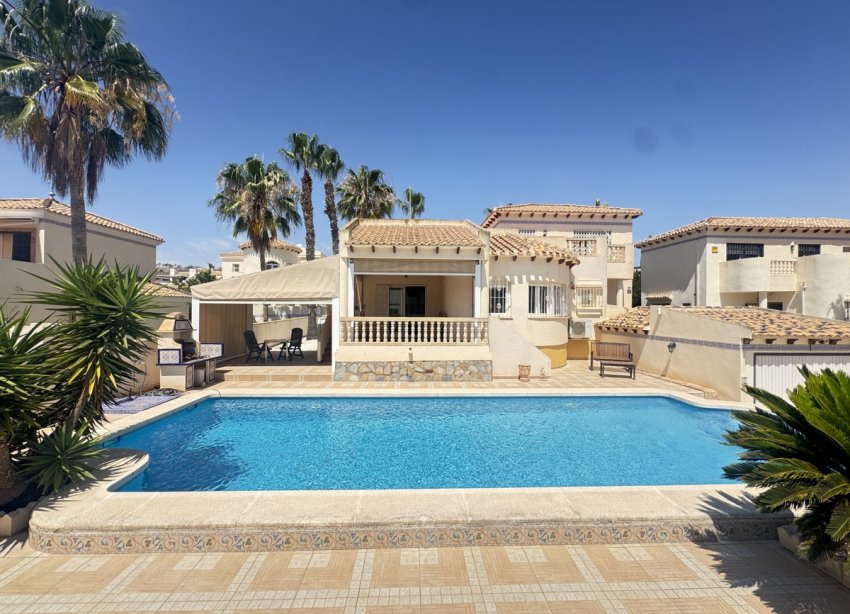 Resale - Villa - Orihuela Costa - Las Ramblas Golf