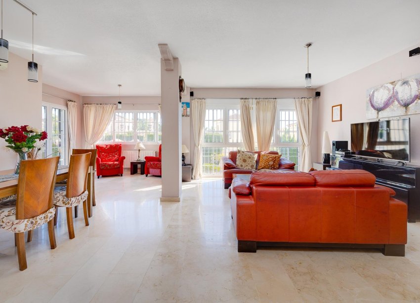 Resale - Villa - Orihuela Costa - Las Ramblas Golf