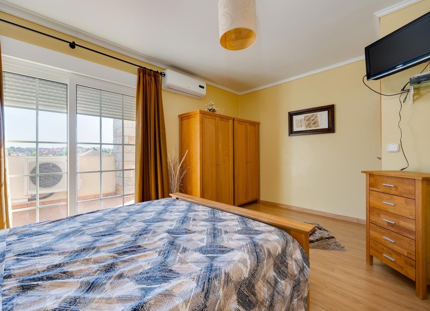 Resale - Villa - Orihuela Costa - Las Ramblas Golf