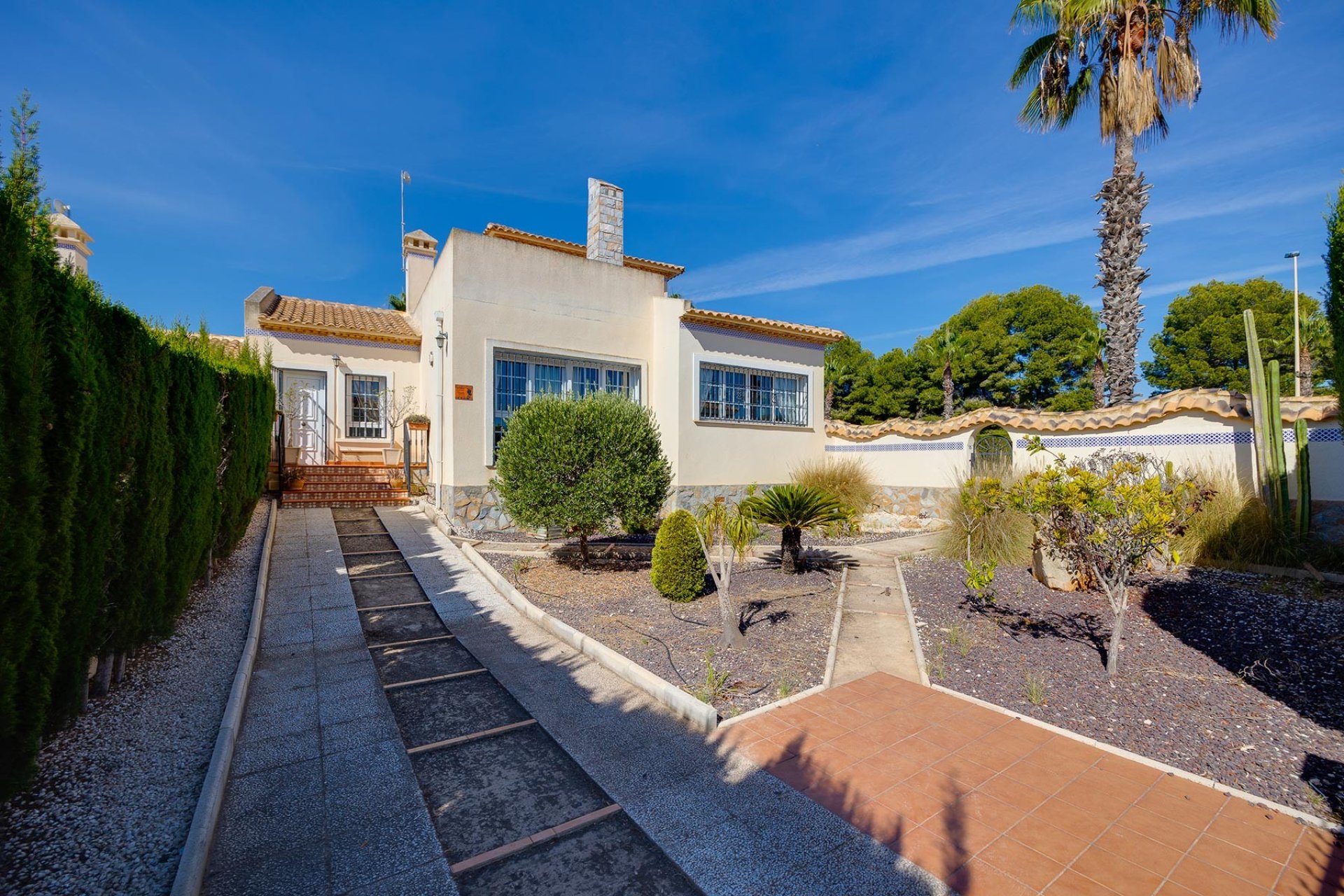 Resale - Villa - Orihuela Costa - Las Ramblas Golf