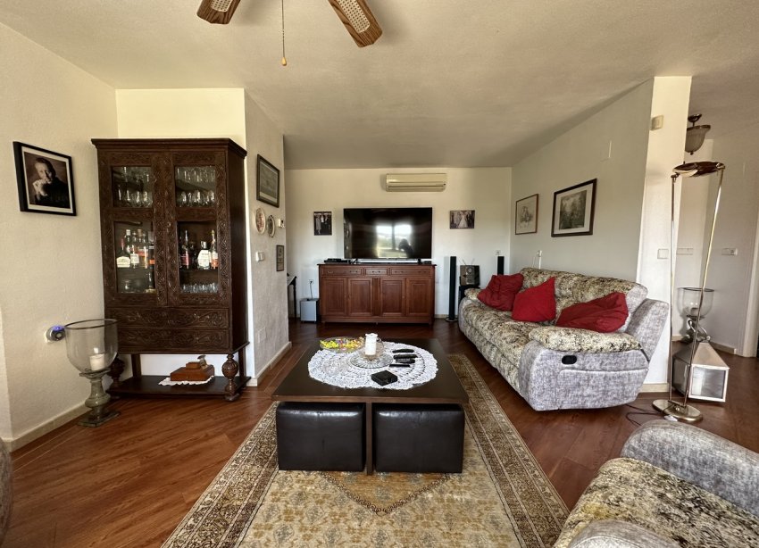 Resale - Villa - Orihuela Costa - Las Ramblas