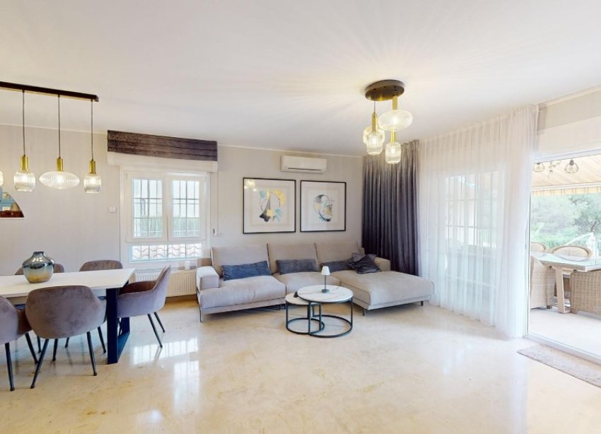 Resale - Villa - Orihuela Costa - Las Ramblas