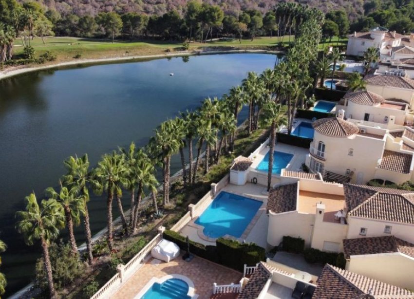 Resale - Villa - Orihuela Costa - Las Ramblas