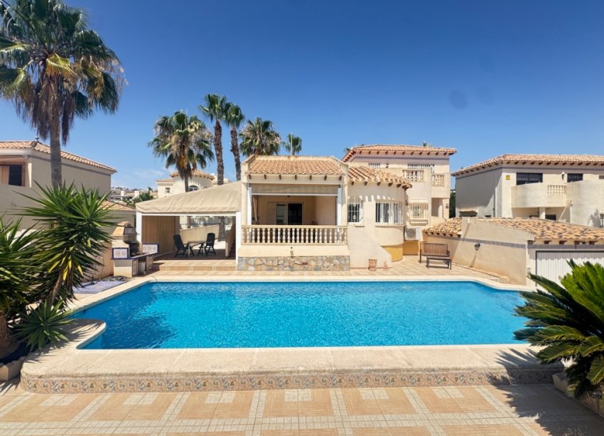Resale - Villa - Orihuela Costa - Las Ramblas