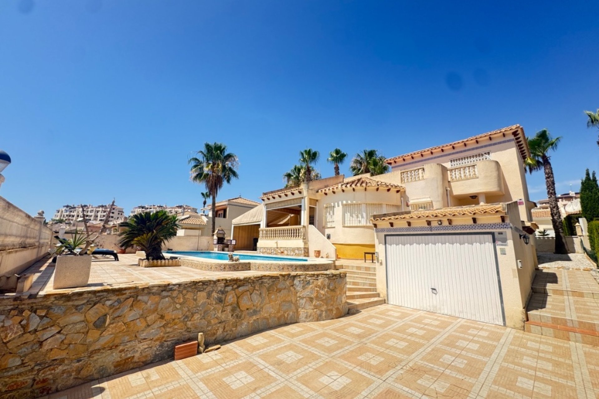 Resale - Villa - Orihuela Costa - Las Ramblas