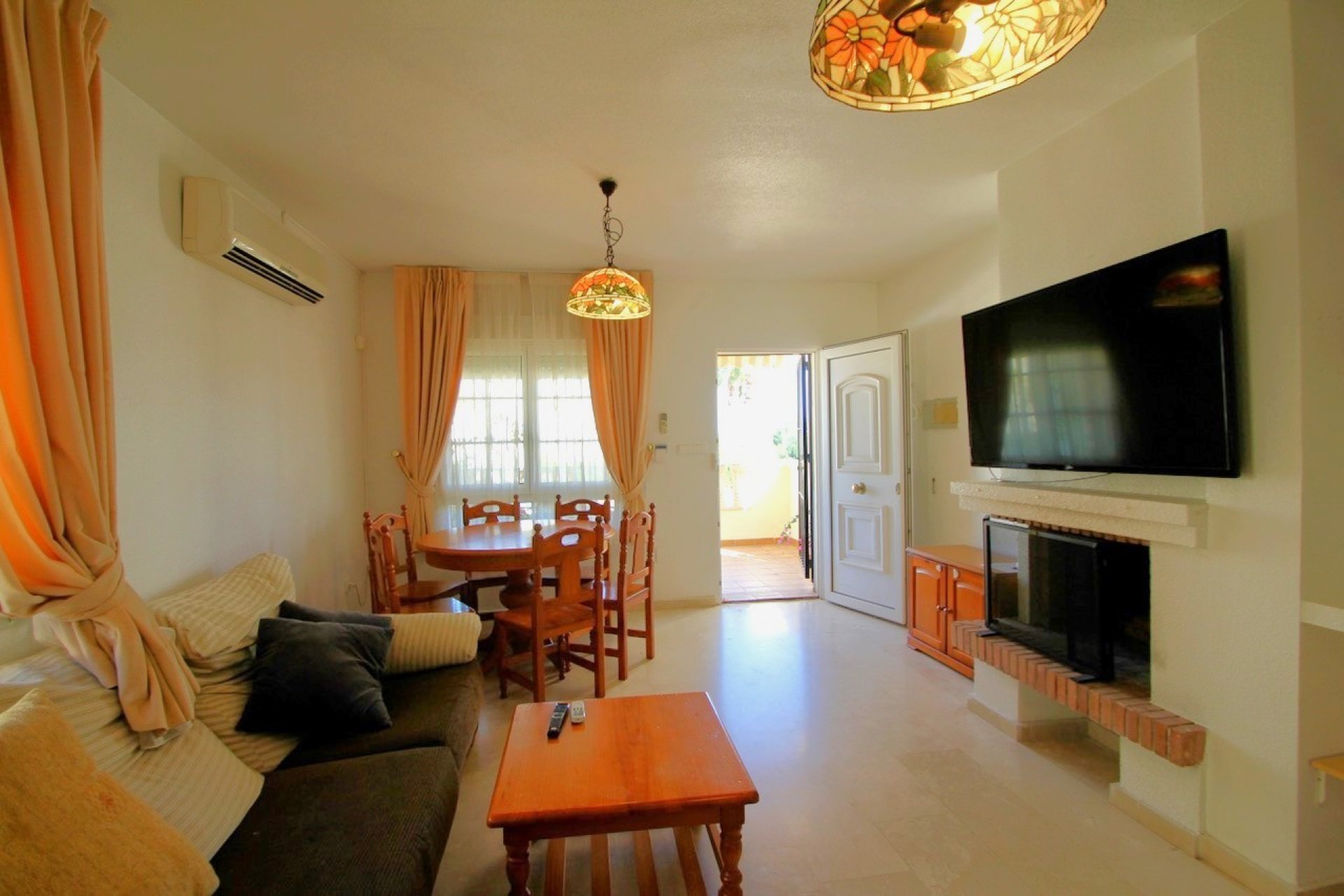 Resale - Villa - Orihuela Costa - Las Ramblas