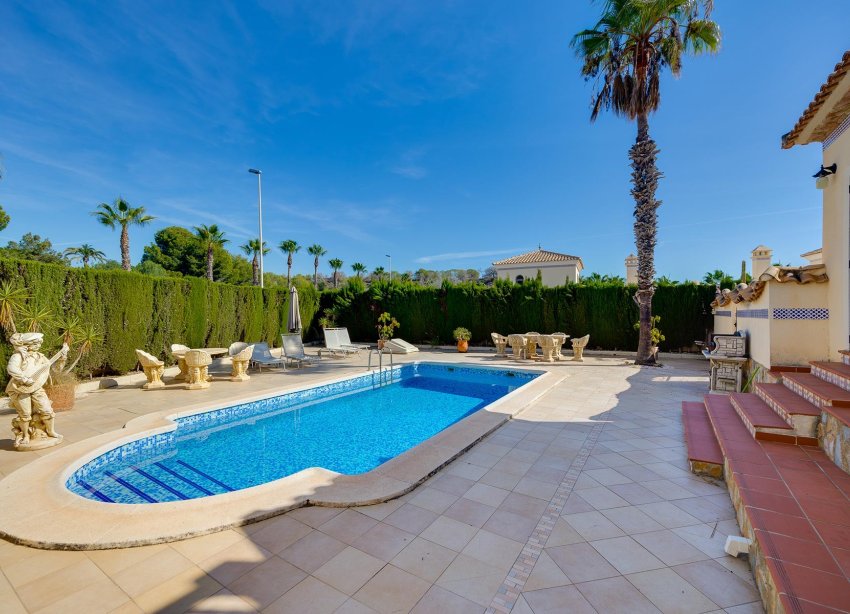 Resale - Villa - Orihuela Costa - Las Ramblas