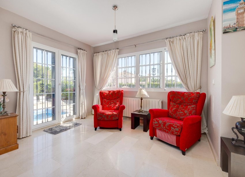 Resale - Villa - Orihuela Costa - Las Ramblas