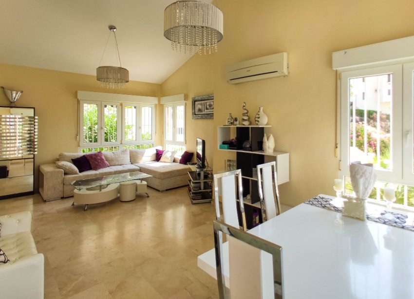 Resale - Villa - Orihuela Costa - Las Ramblas