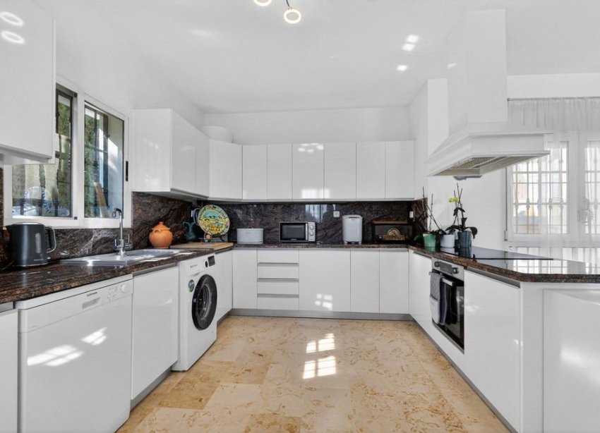 Resale - Villa - Orihuela Costa - Las Ramblas