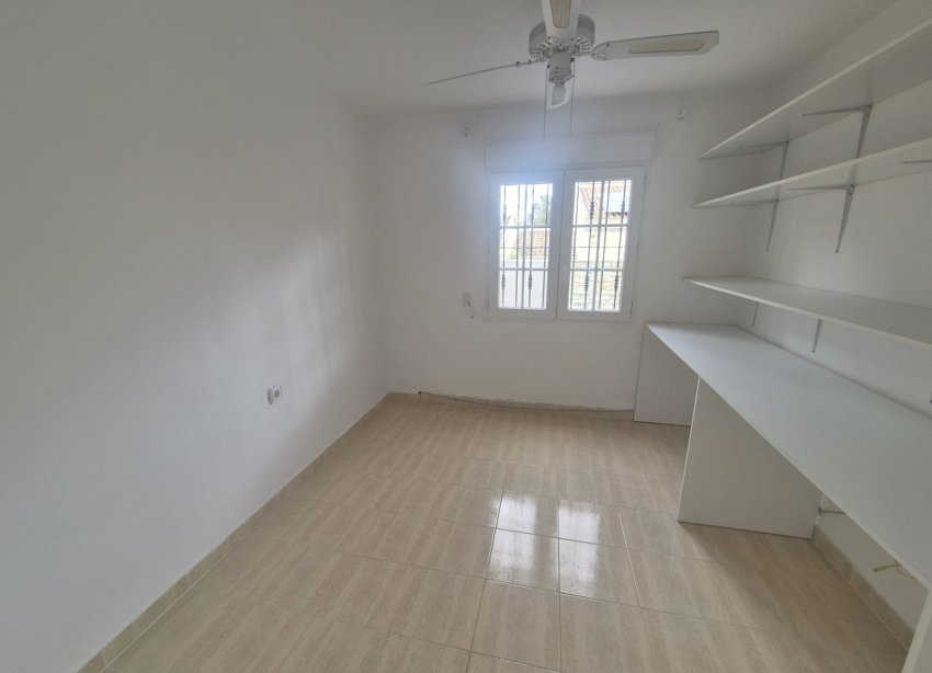 Resale - Villa - Orihuela Costa - Las Ramblas