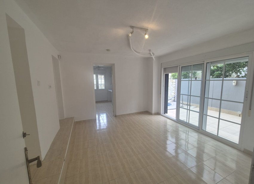 Resale - Villa - Orihuela Costa - Las Ramblas