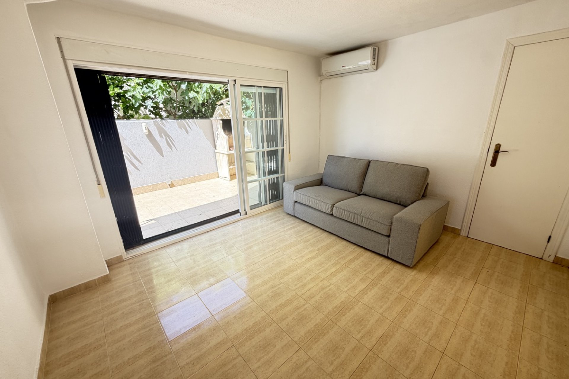 Resale - Villa - Orihuela Costa - Las Ramblas