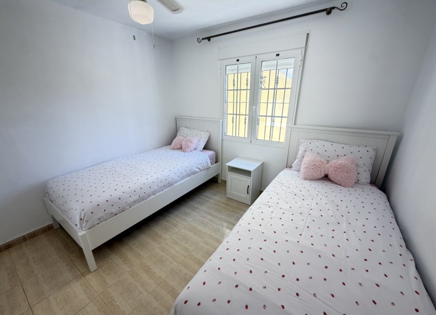 Resale - Villa - Orihuela Costa - Las Ramblas
