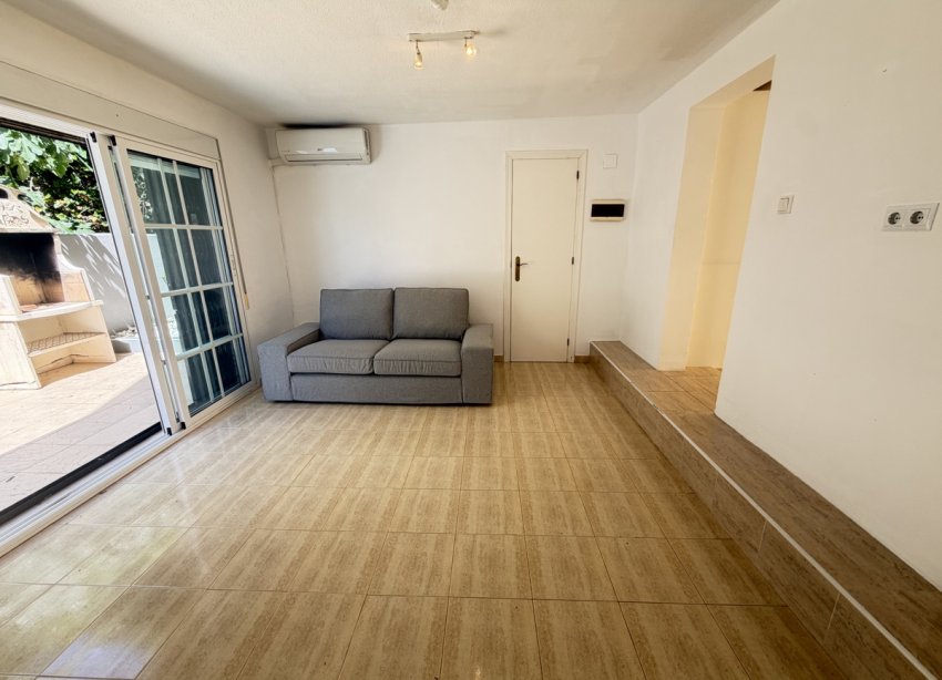 Resale - Villa - Orihuela Costa - Las Ramblas