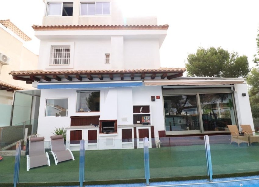 Resale - Villa - Orihuela Costa - Lomas de Cabo Roig-Los Dolses