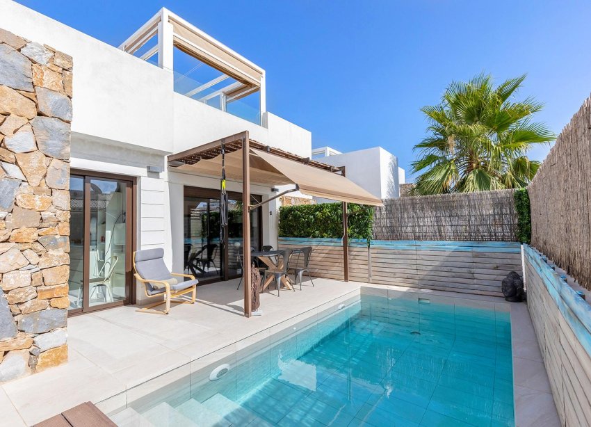 Resale - Villa - Orihuela Costa - Lomas de Cabo Roig