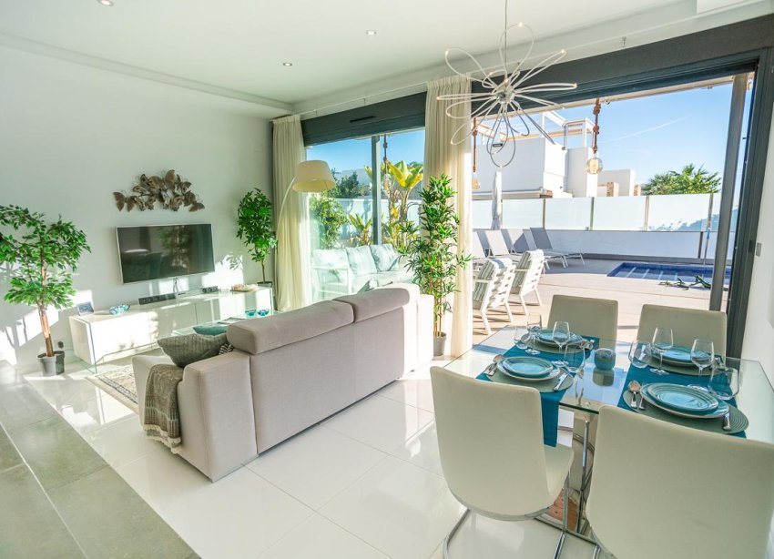 Resale - Villa - Orihuela Costa - Lomas de Cabo Roig