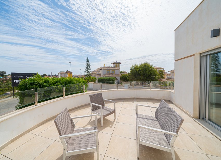 Resale - Villa - Orihuela Costa - Lomas De Cabo Roig