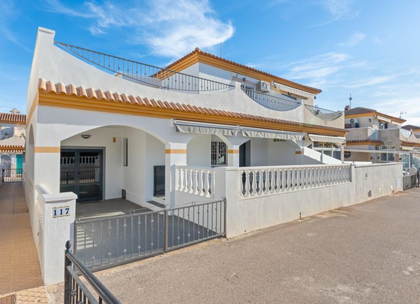 Resale - Villa - Orihuela Costa - Lomas de Cabo Roig