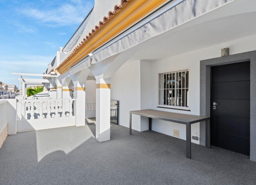 Resale - Villa - Orihuela Costa - Lomas de Cabo Roig