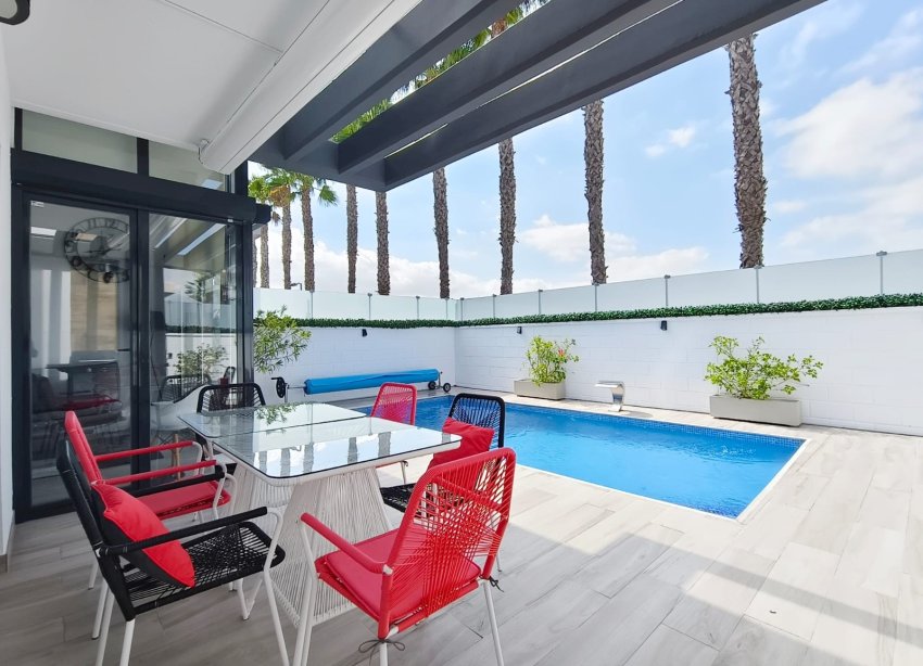 Resale - Villa - Orihuela Costa - Lomas de Cabo Roig