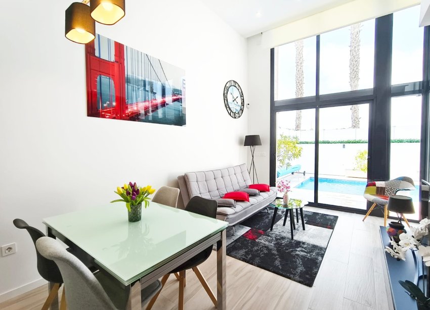 Resale - Villa - Orihuela Costa - Lomas de Cabo Roig