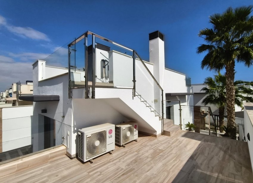 Resale - Villa - Orihuela Costa - Lomas de Cabo Roig