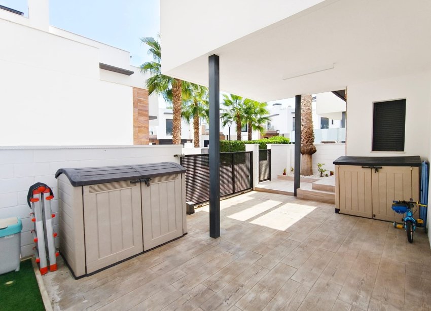 Resale - Villa - Orihuela Costa - Lomas de Cabo Roig