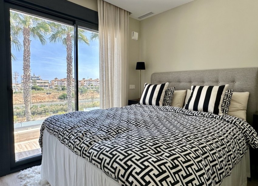 Resale - Villa - Orihuela Costa - Lomas de Cabo Roig