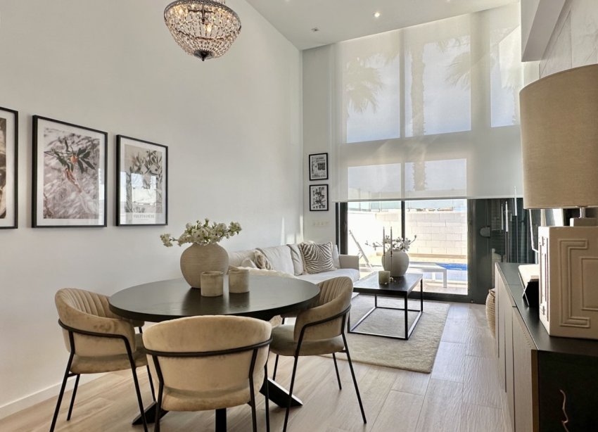 Resale - Villa - Orihuela Costa - Lomas de Cabo Roig