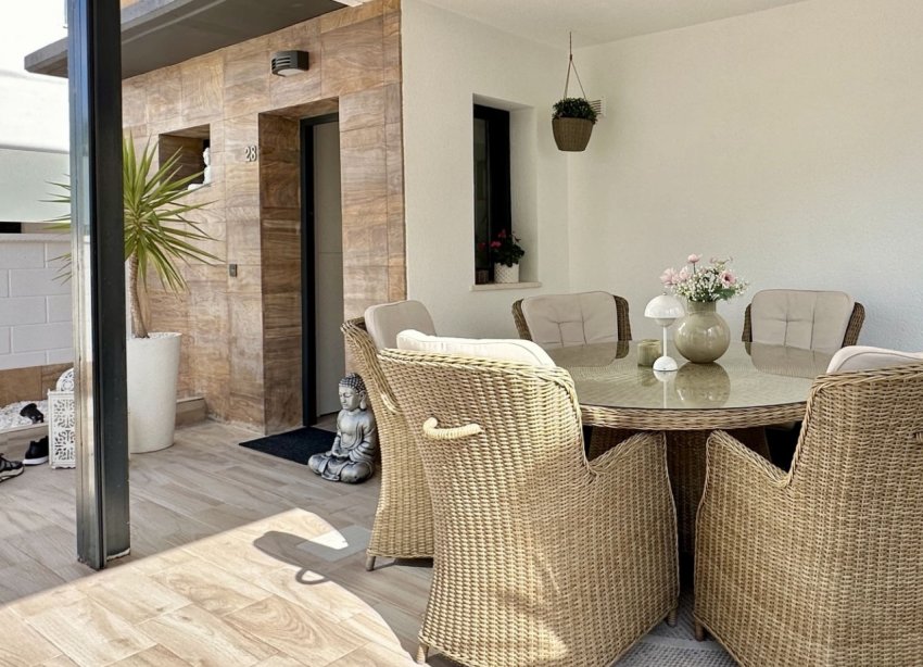 Resale - Villa - Orihuela Costa - Lomas de Cabo Roig